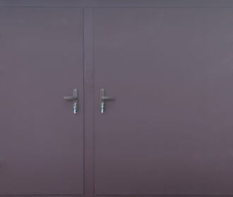 Ворота гаражные металлические с калитной